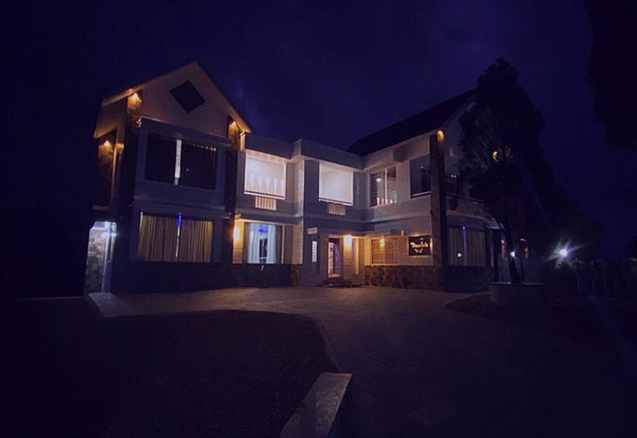 Mountain Mist Resort Вагамон Экстерьер фото
